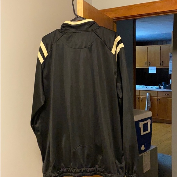 Coat - Picture 4 of 4